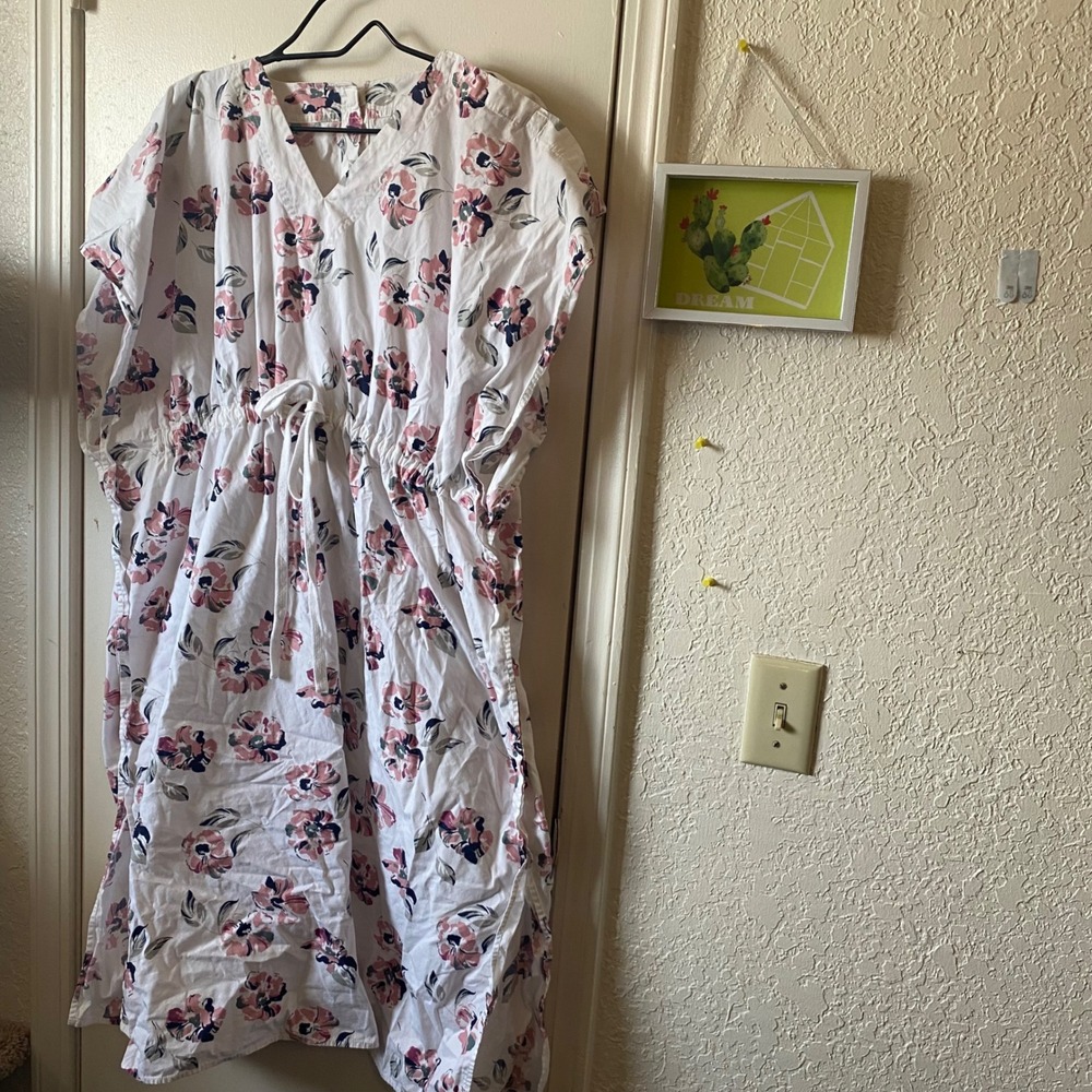 James Fox Co Ingrid Isabel Floral Print White Drawstring Dress‎ One Size